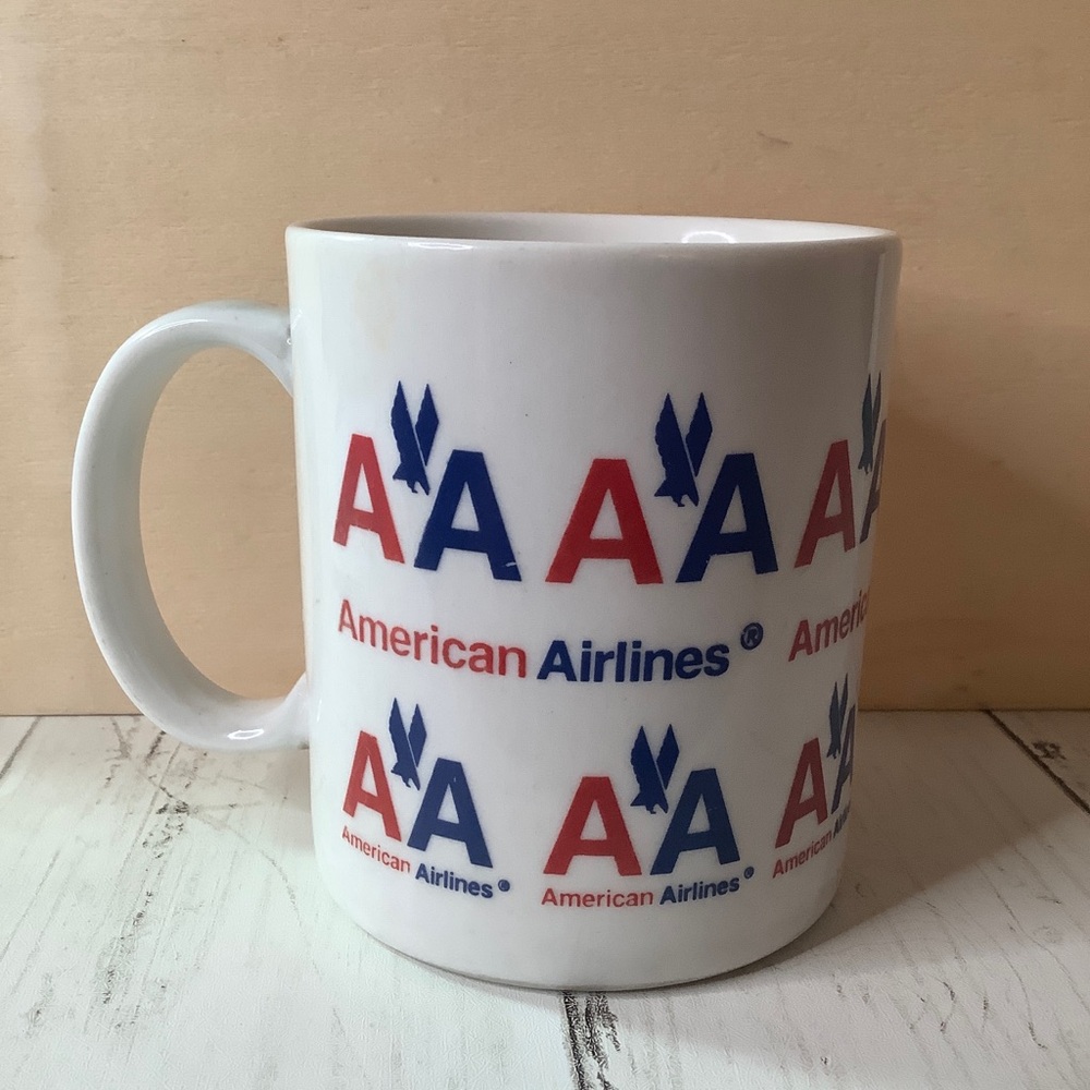 Vintage American Airlines LINYI Coffee Mug 11 oz Airline Collectible